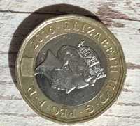 Moneda one pound