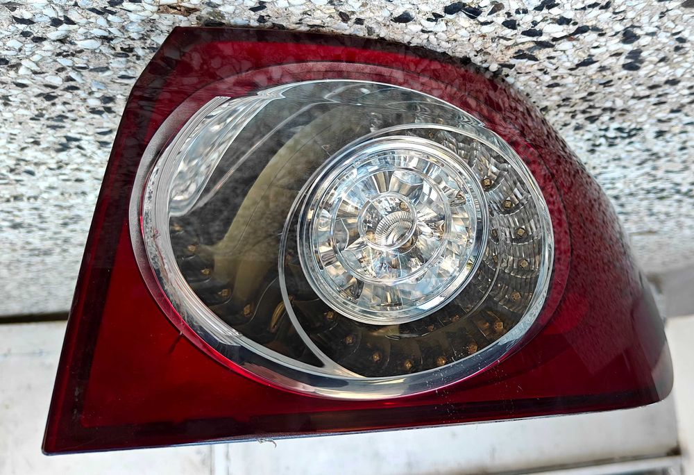 Десен заден диоден стоп от VW Golf Plus