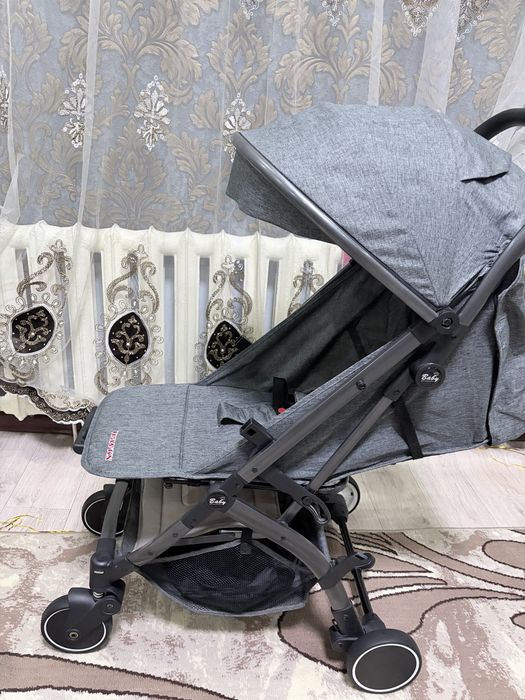 Продам новую коляску