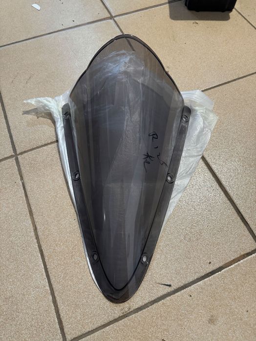 Vând piese / carene și accesorii yamaha yzf r125/mt125/honda/kawasaki