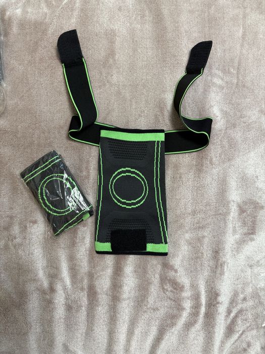 Genunchiera sport compresivă cu benzi reglabile – mărime universală