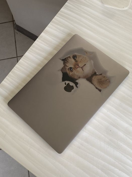 Macbook pro 16/2019/32ram/512ssd