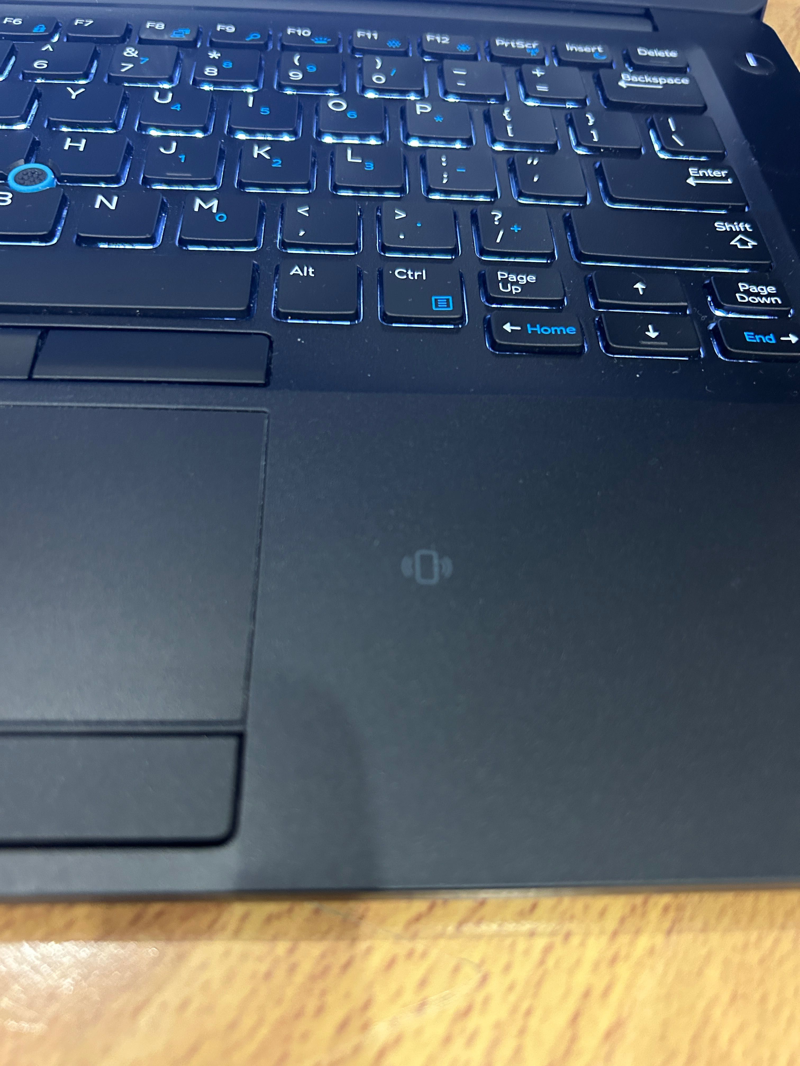Kато нов! Лаптоп Dell i7/16GB RAM/512GB с 3 месеца гаранция!