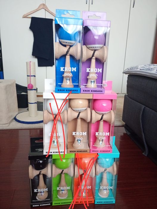 Kendama Krom Pop  Sticky