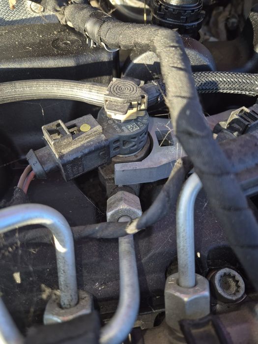 Vând injecție complecta vw 1.6 CLHA,CLH,CLHB