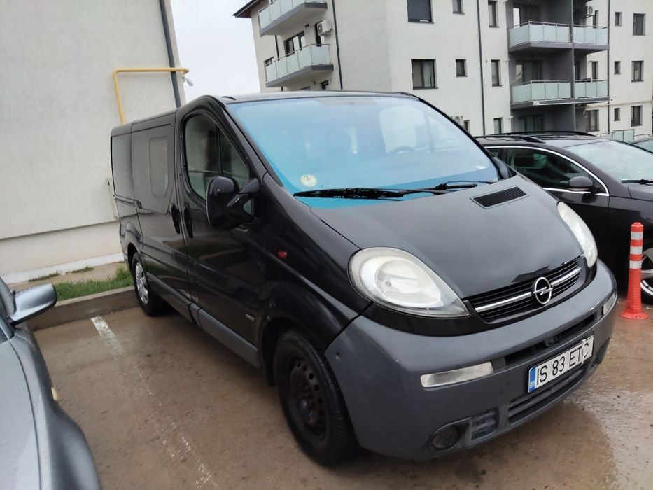 Se vine Opel vivaro 


---

Opel Vivaro