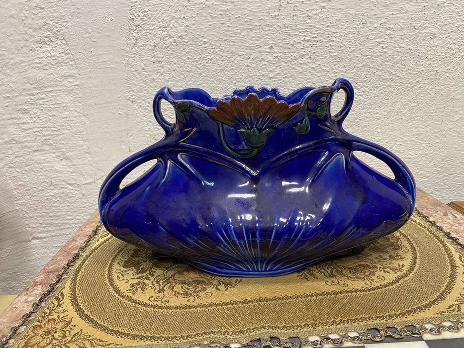 Италианска порцеланова кашпа жардиера