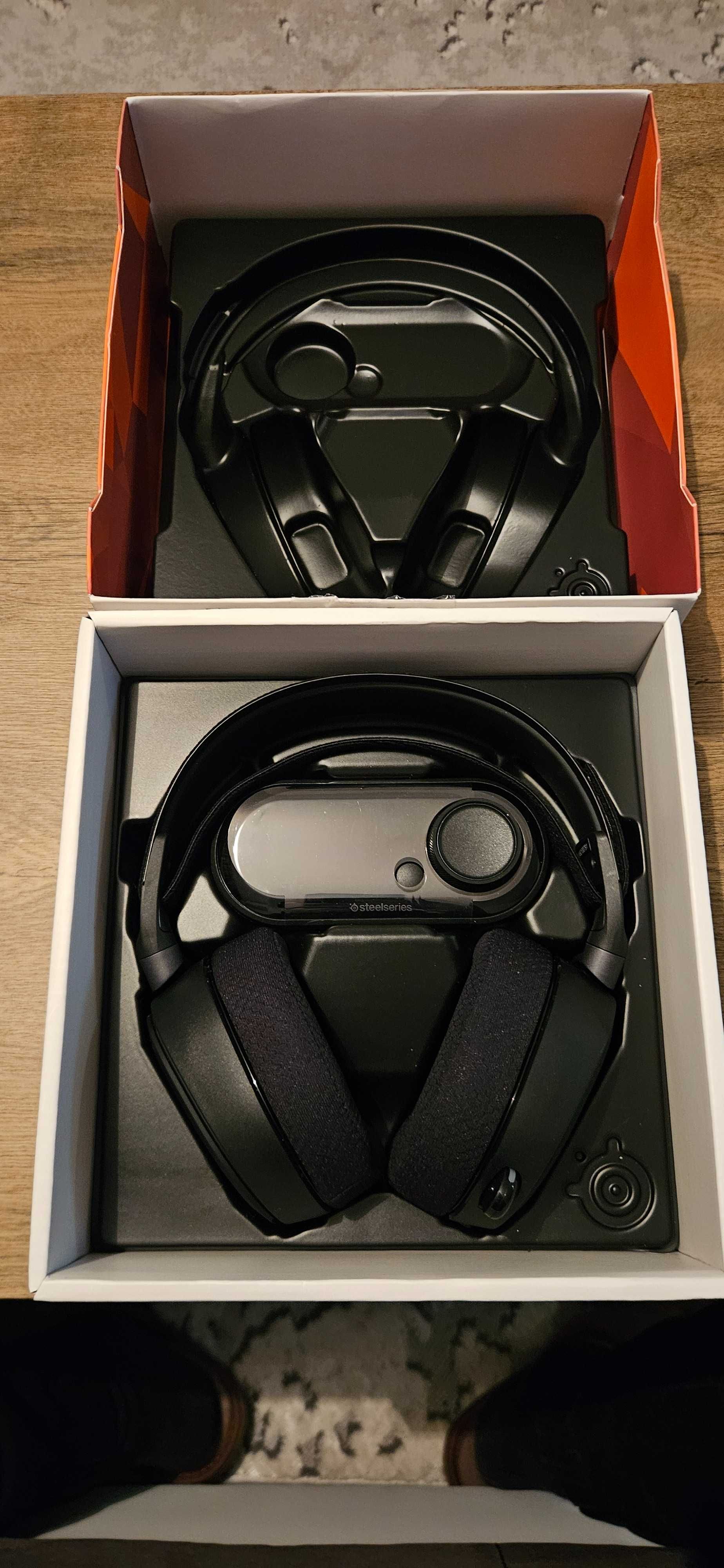 Гейминг слушалки SteelSeries - Arctis Nova Pro, черни