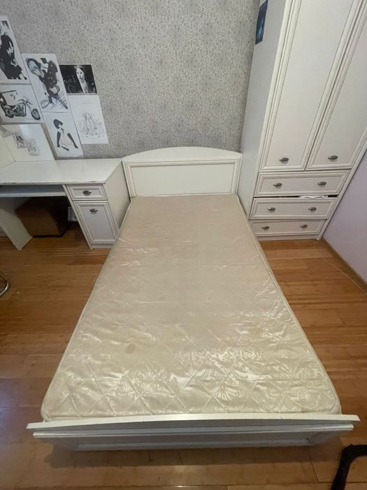 Спальний гарнитур для подростка