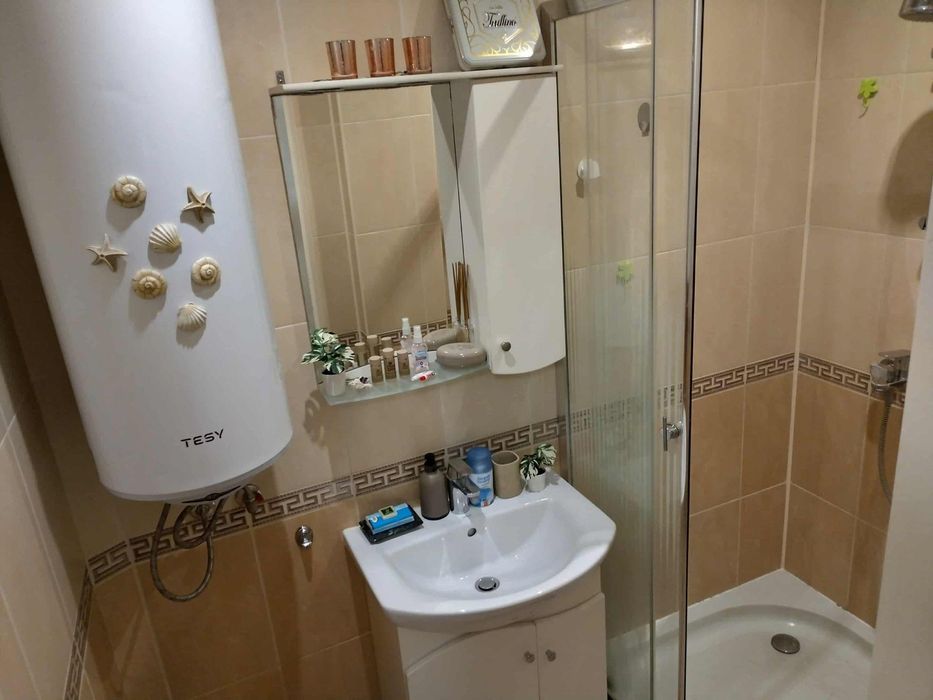 Дава се под наем Тристаен апартамент в Варна, Окръжна болница - 87 кв.м за 600 € - Снимка #10