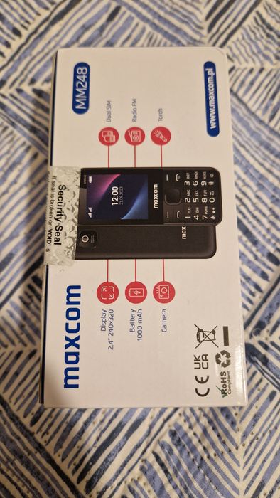 Telefon MAXCOM  MM248 nou