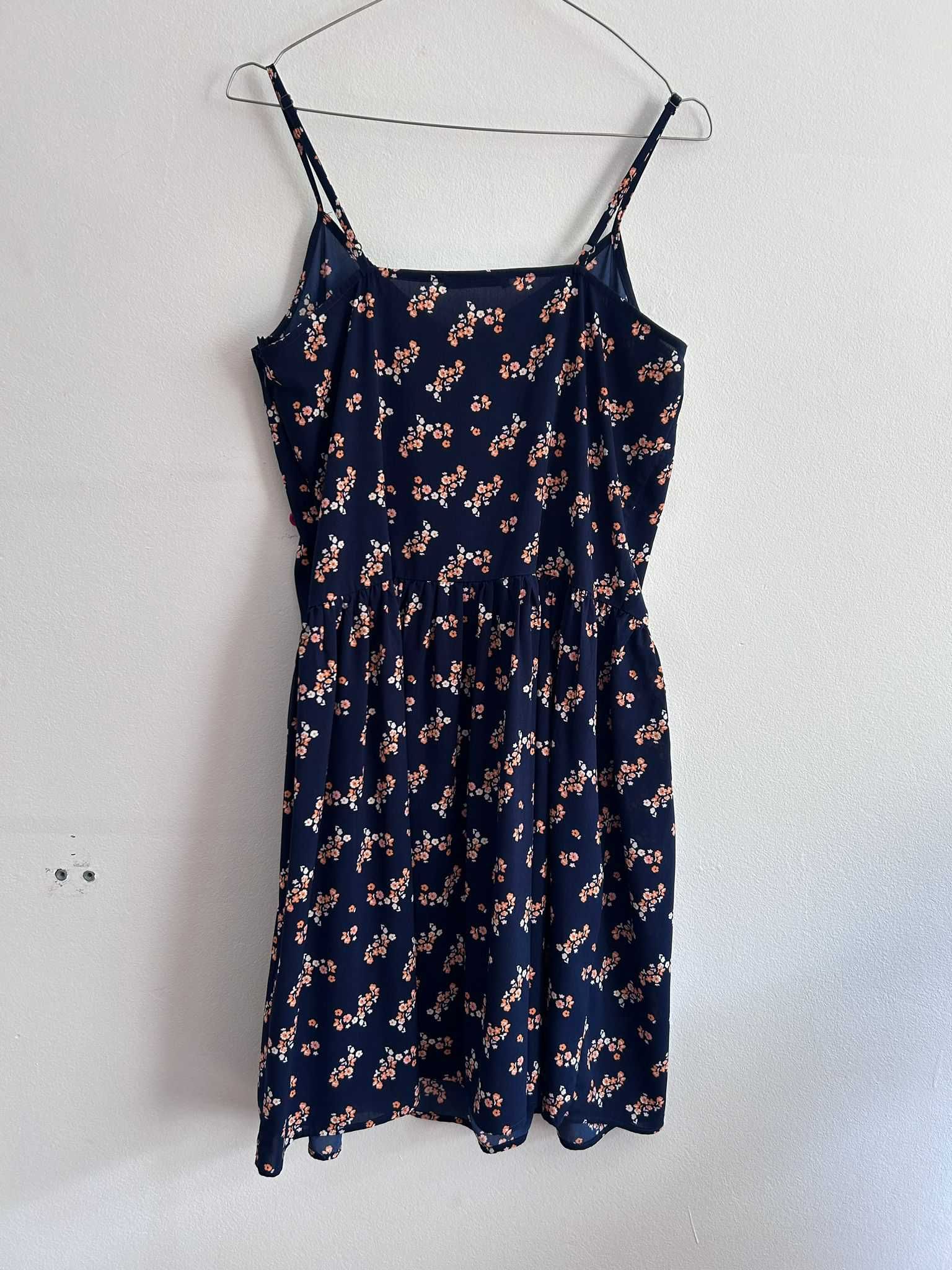 Rochie de vara cu imprimeu floral