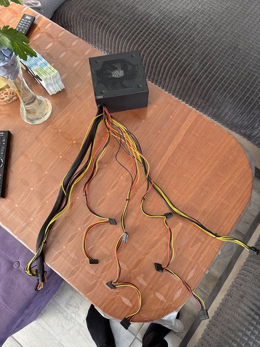 Захранване за компютър Cooler Master