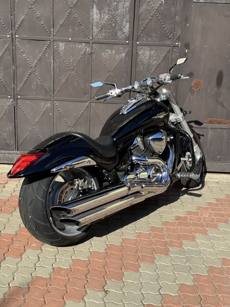 Suzuki Boulevard Intruder m109r 1800
