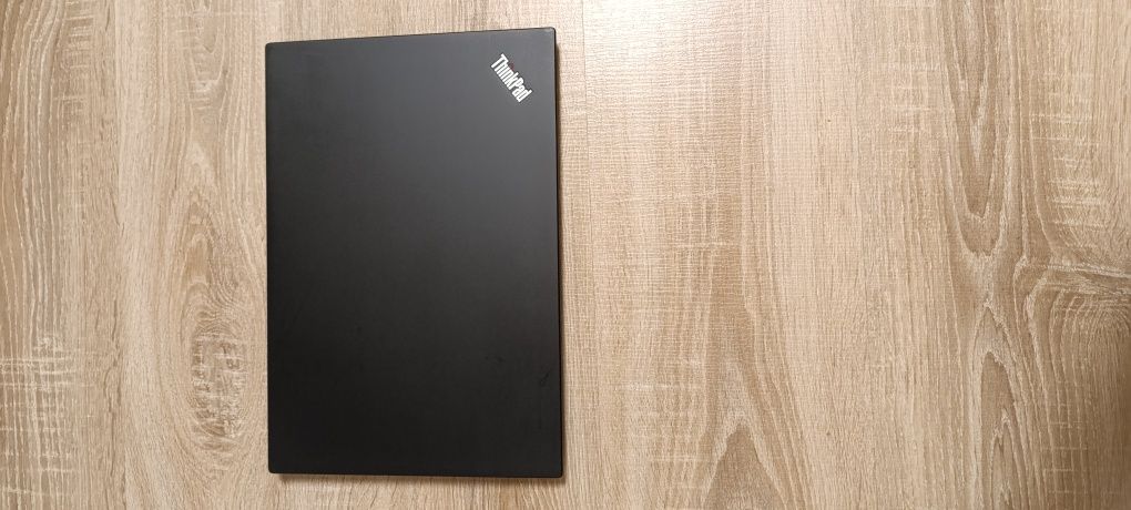 Лаптоп Lenovo Thinkpad T14s