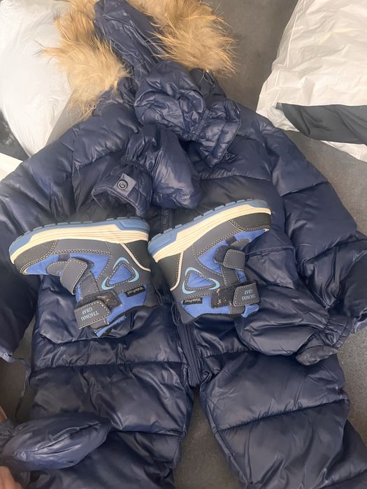 Продам комбинезон до 2 лет зависимости комплектации ребенка