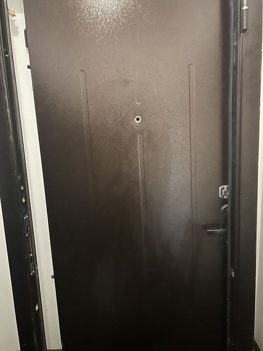 Дверь металлическая 900х2000