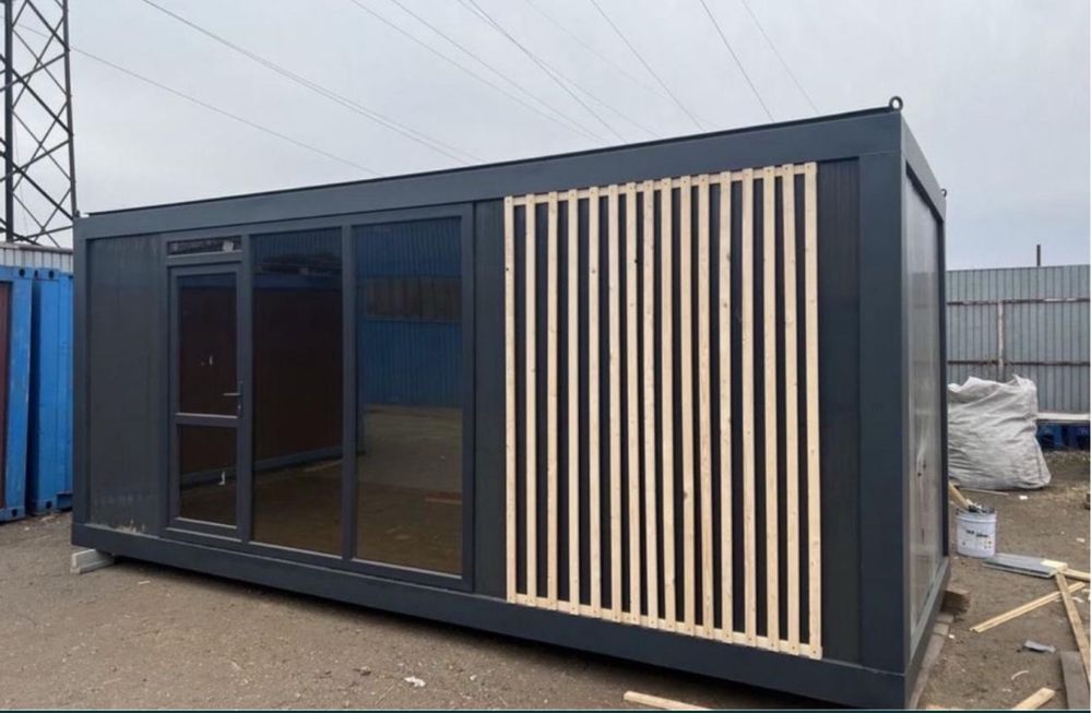 Container modular cu vitrina