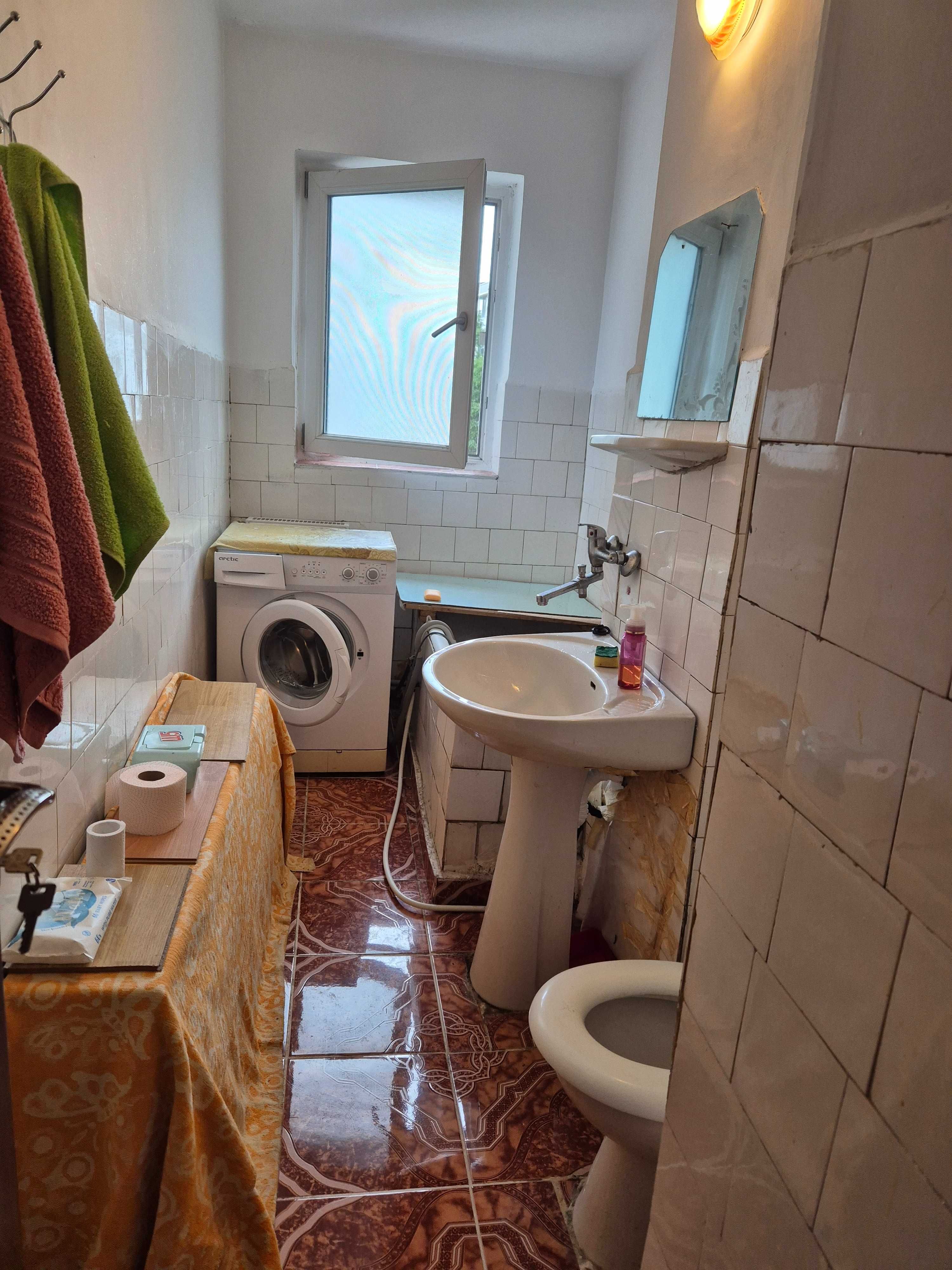 Apartament 4 camere Slatina