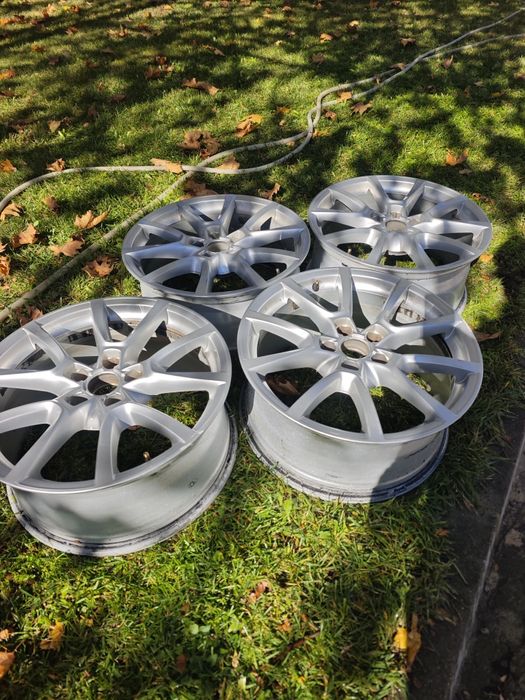 Оригинални лети джанти за Q5, 17"