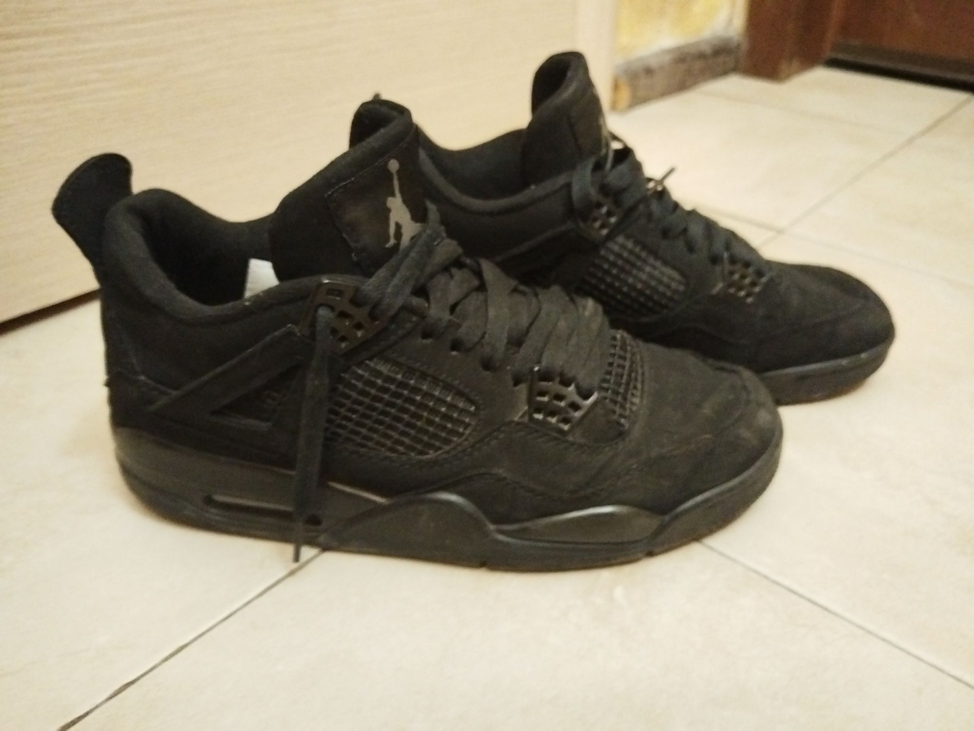 Маратонки Jordan 41ви номер