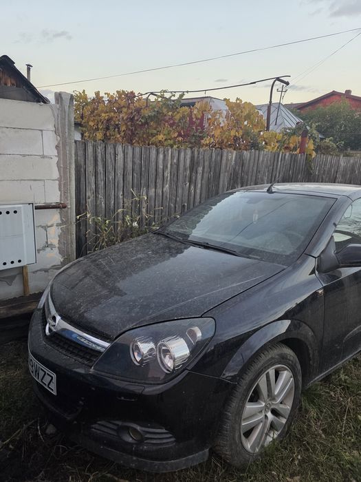 Opel Astra H pentru dezmembrat sau reparat