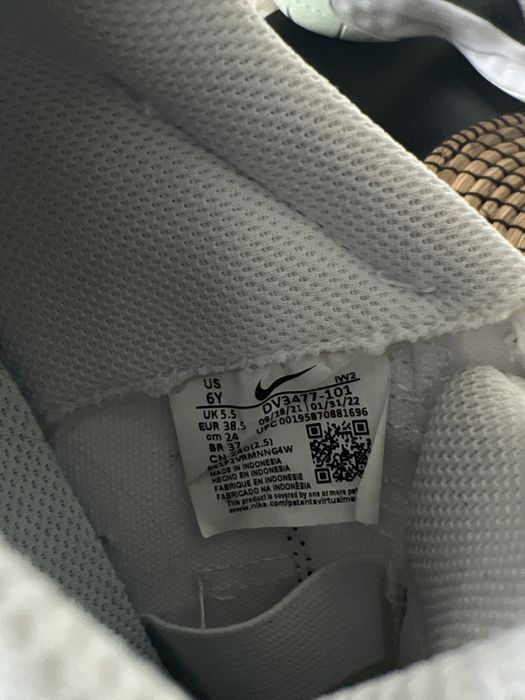 JORDAN 11, cmft low (GS) marimea 38.5