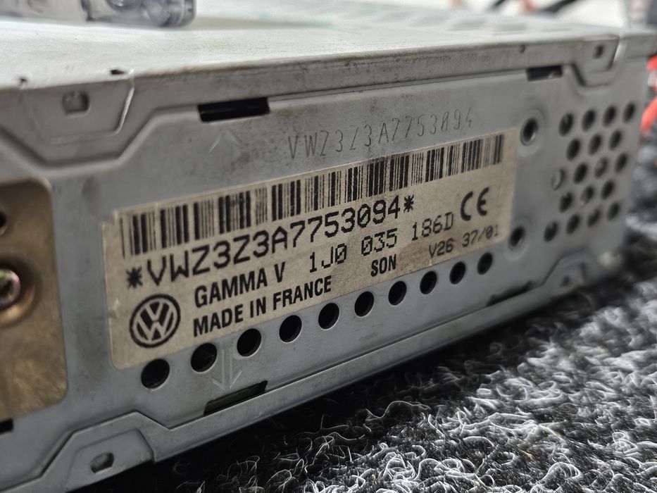 Radio casetofon VW GAMMA ,retro, golf 3, 4, polo, jetta, sharan,