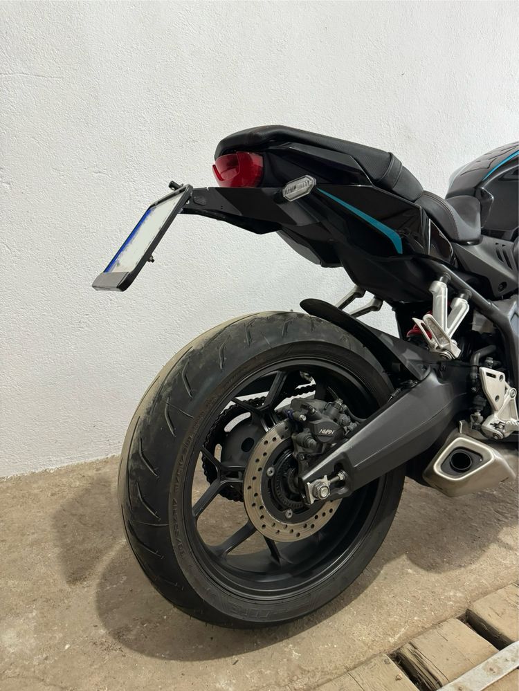 Стойка за номер Honda Cbr650r / Cb650