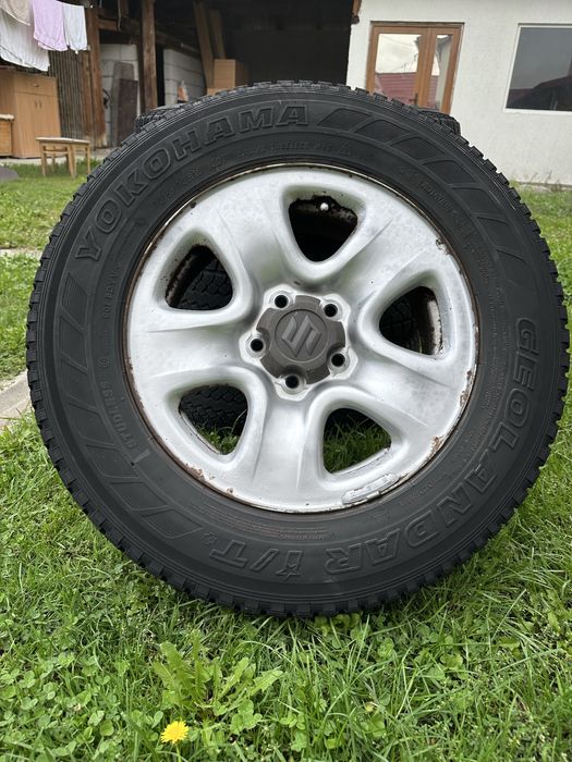Roti Suzuki Grand Vitara