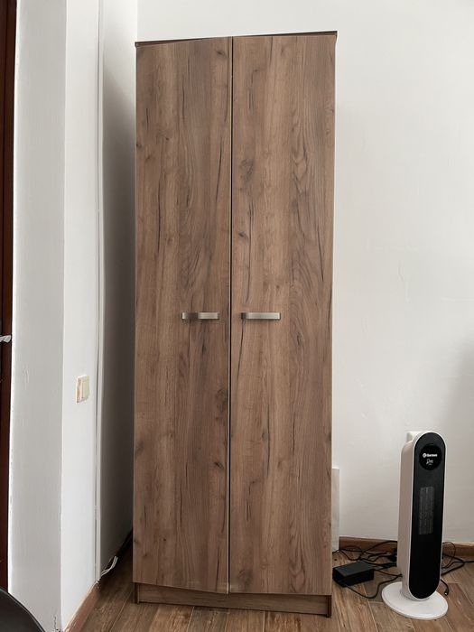 Стол шкаф и тумбочка для офиса