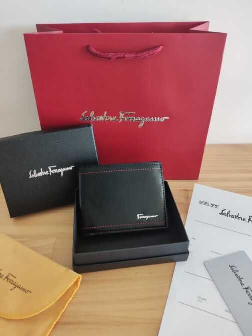 In stoc Portofel pentru bărbați piele Salvatore Ferragamo 6373