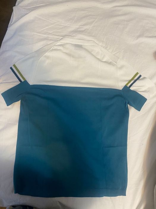 Vand tricou Hermes
