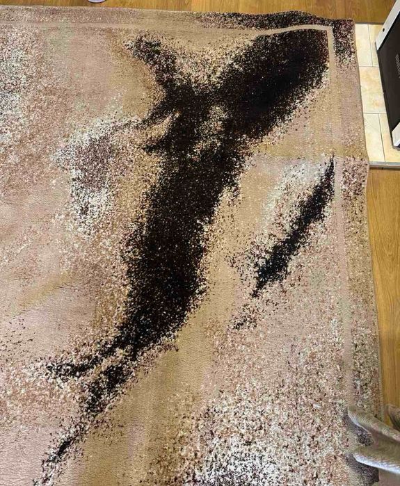 Продавам килим 193см/320см . Производител Сливен