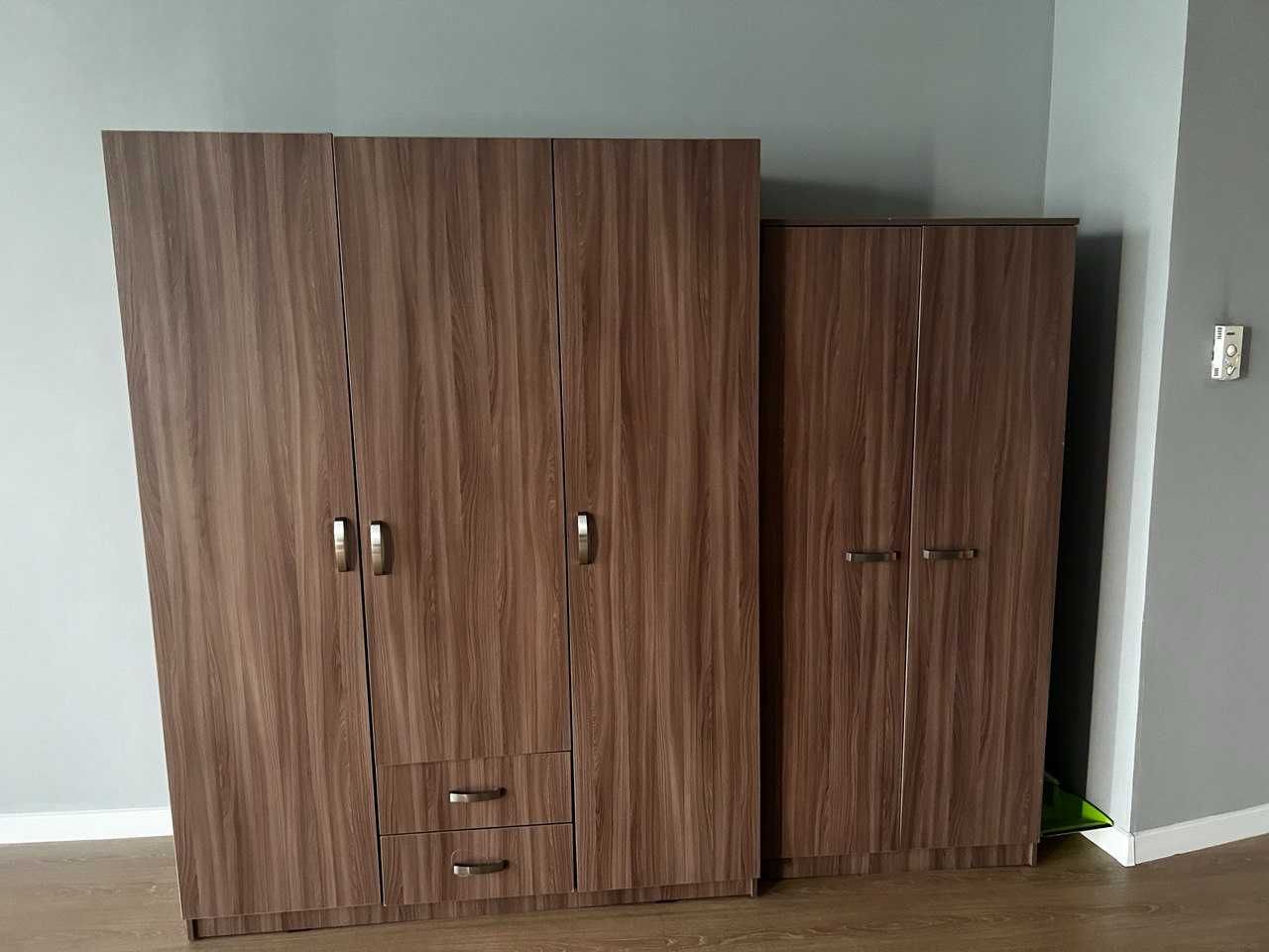Продам офисные столы, шкафы , стулья