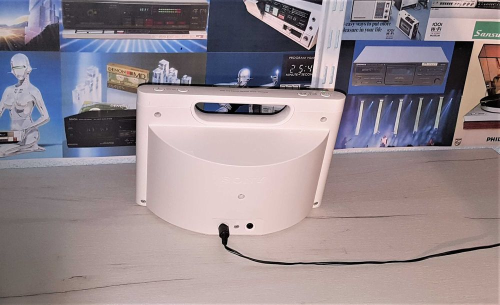 Doking Station for iPOD Sony RDP M5iP (Tokyo Japan)