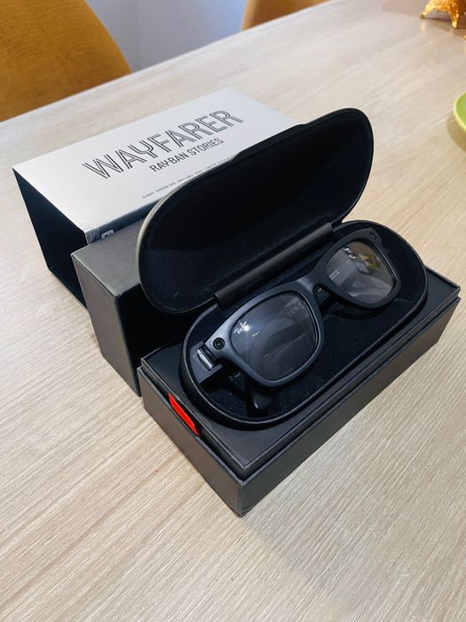 Ray Ban Meta Wayfarer  Stories