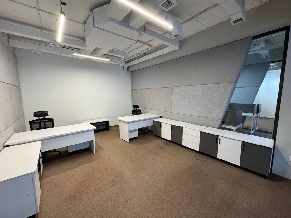 Аренда помещения ойбек 
200м2