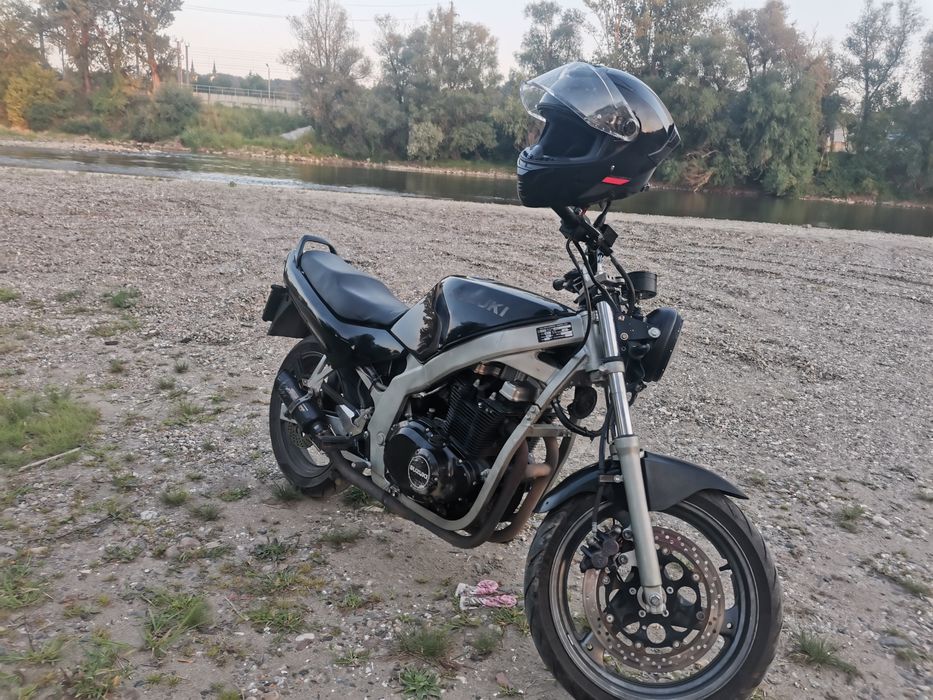 Suzuki GS 500 E a2