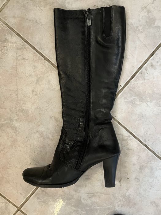 Дамски боти и ботуши