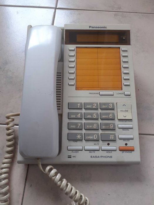 Телефон Panasonic стационарен 4 броя