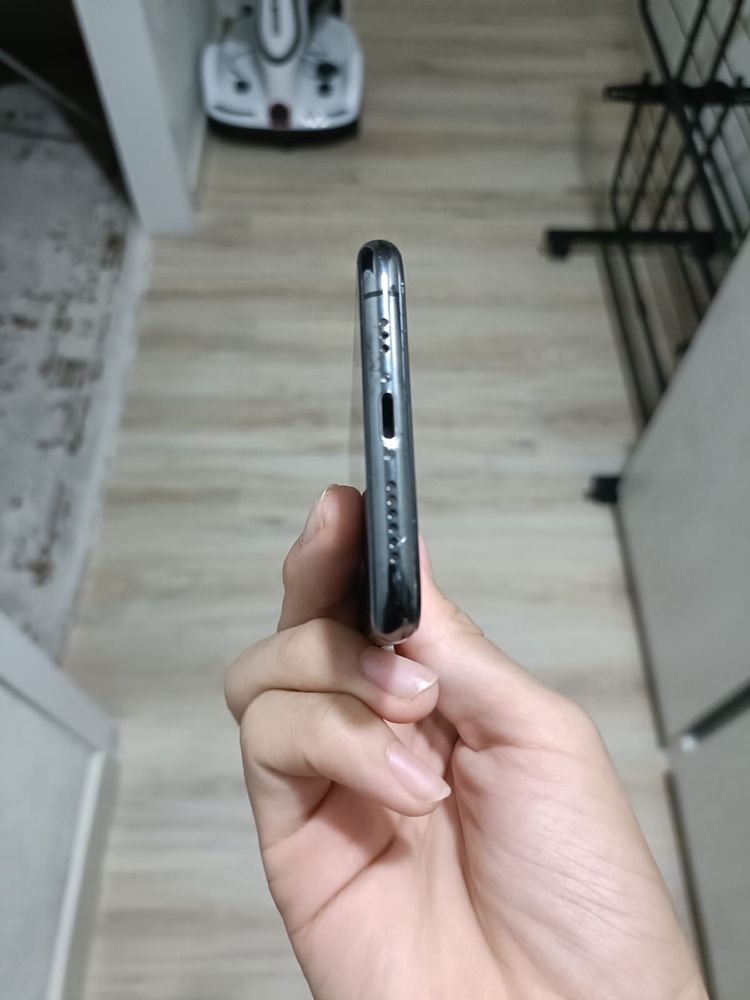 Обменяю iPhone XS