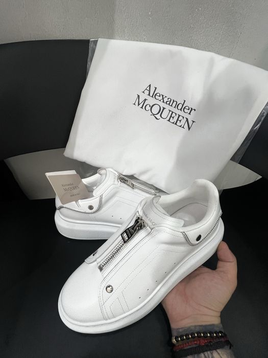 Adidasi barbati Alexander McQueen  modele 2025 ! Pantofi sport tenesi
