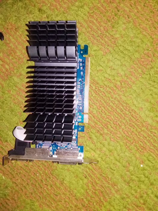 Видеокарта GT610