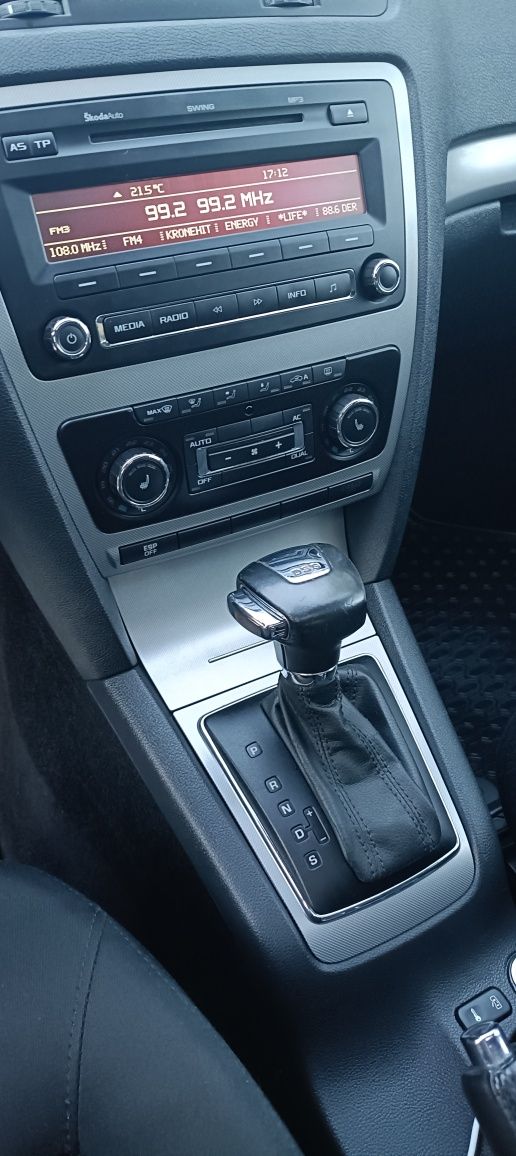 Skoda Octavia 2 facelift 1.8 tsi  DSG 7+1 automat , preț fix !