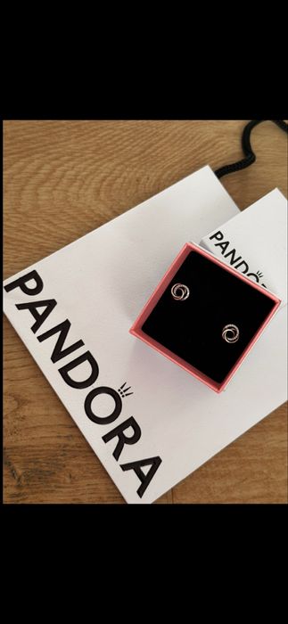 Pandora обеци Пандора