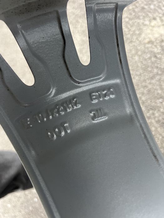 Roti complete iarna Audi Q7 Q8 285/45 R21