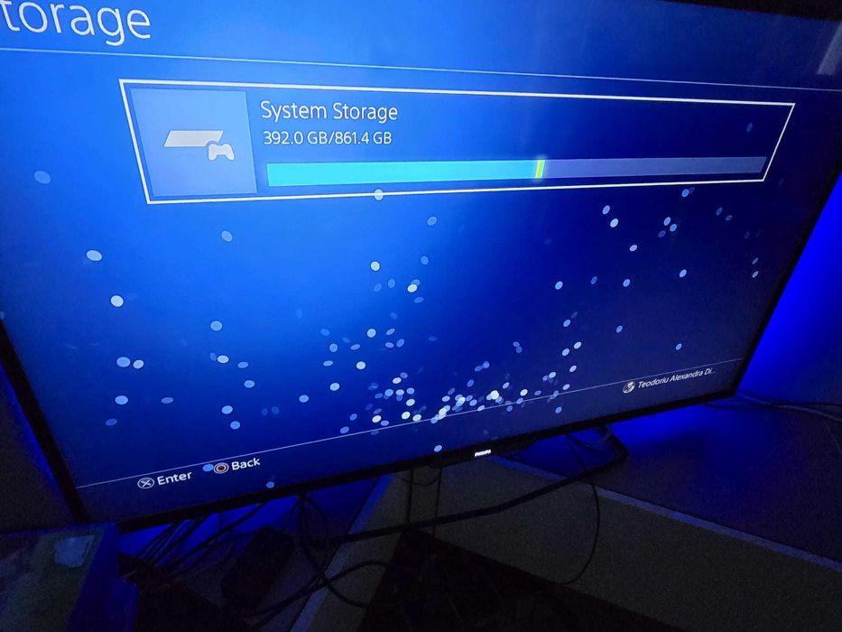 (Ps4) PlayStation 4 Slim + 2 controllere + 8 jocuri | Impecabil