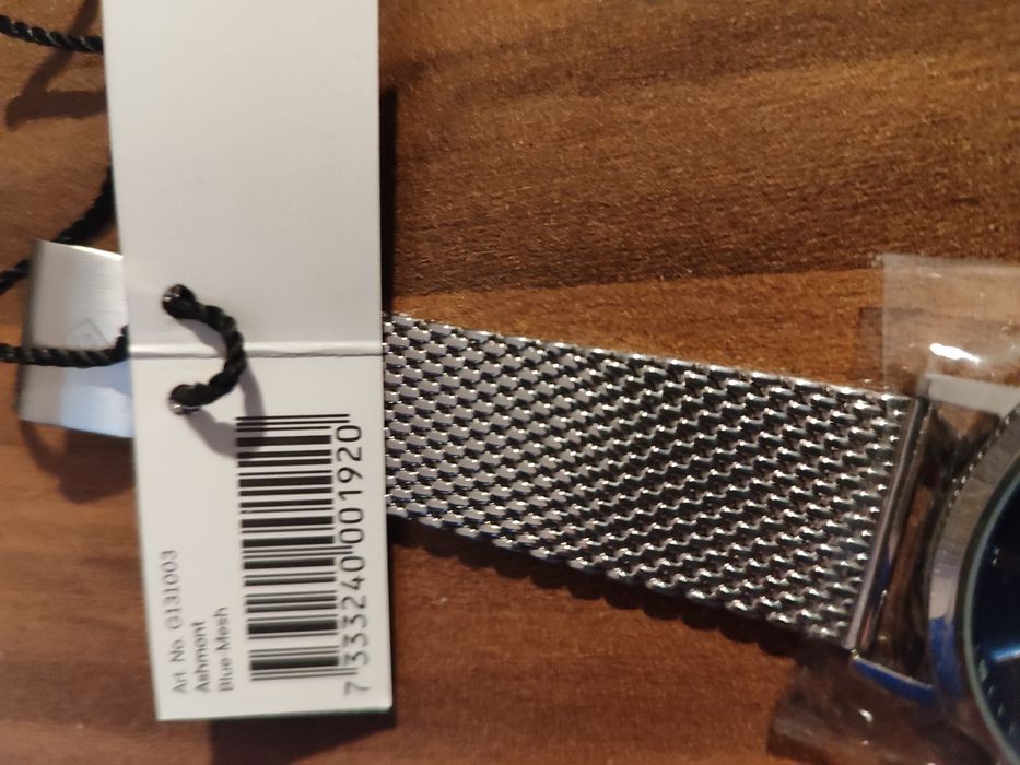 Продавам ръчен часовник