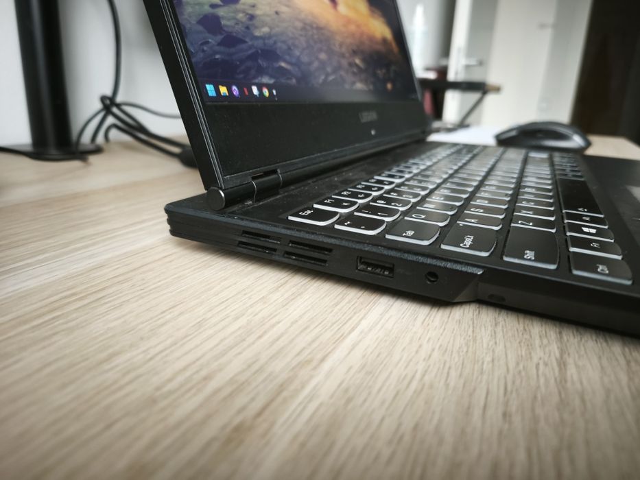 Laptop Lenovo Legion 4.10 GHz, GTX 1660Ti, 32GB Ram, 512GB SSD